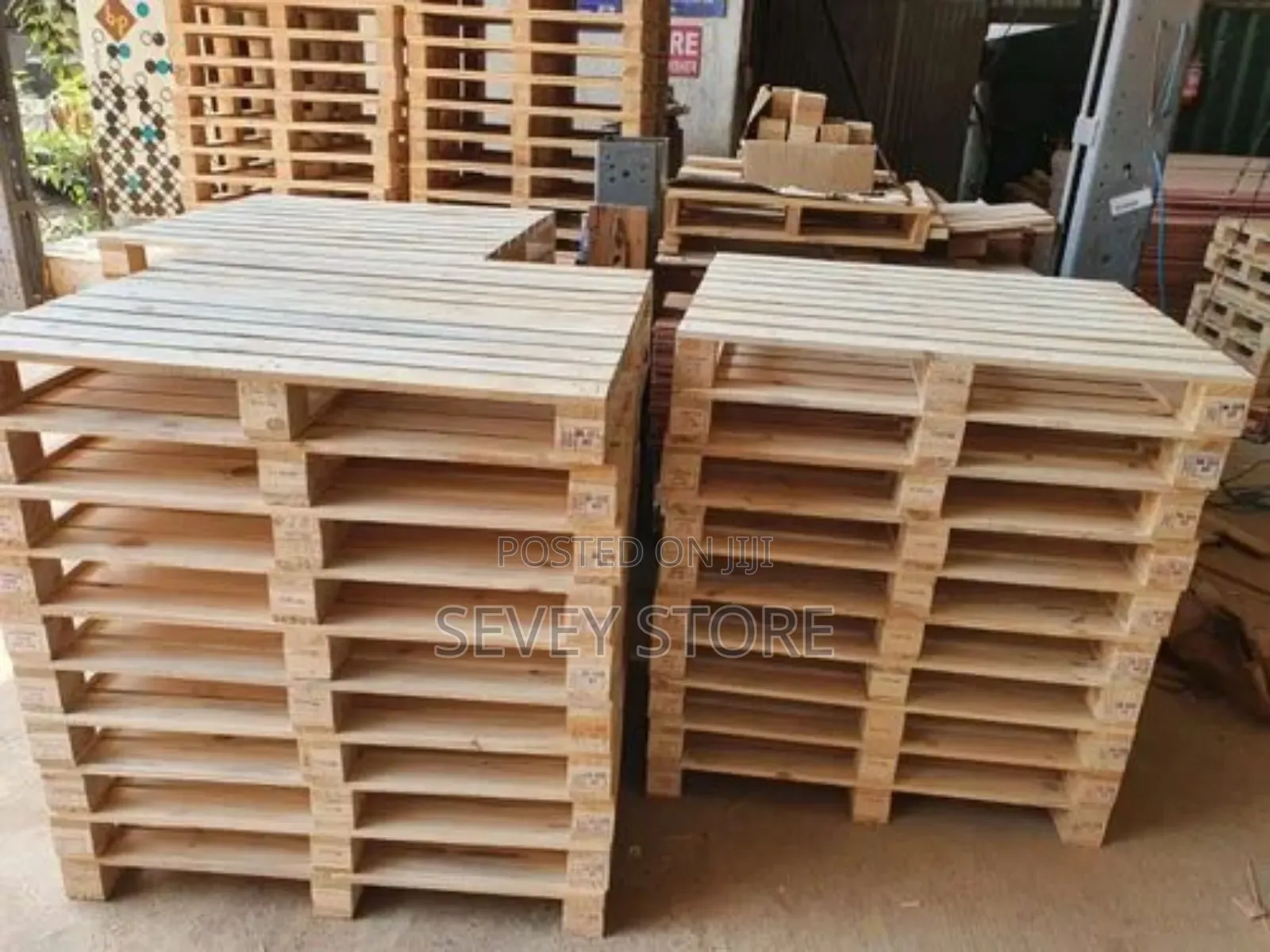 Pallet Wood Pallet Four Ways (4)