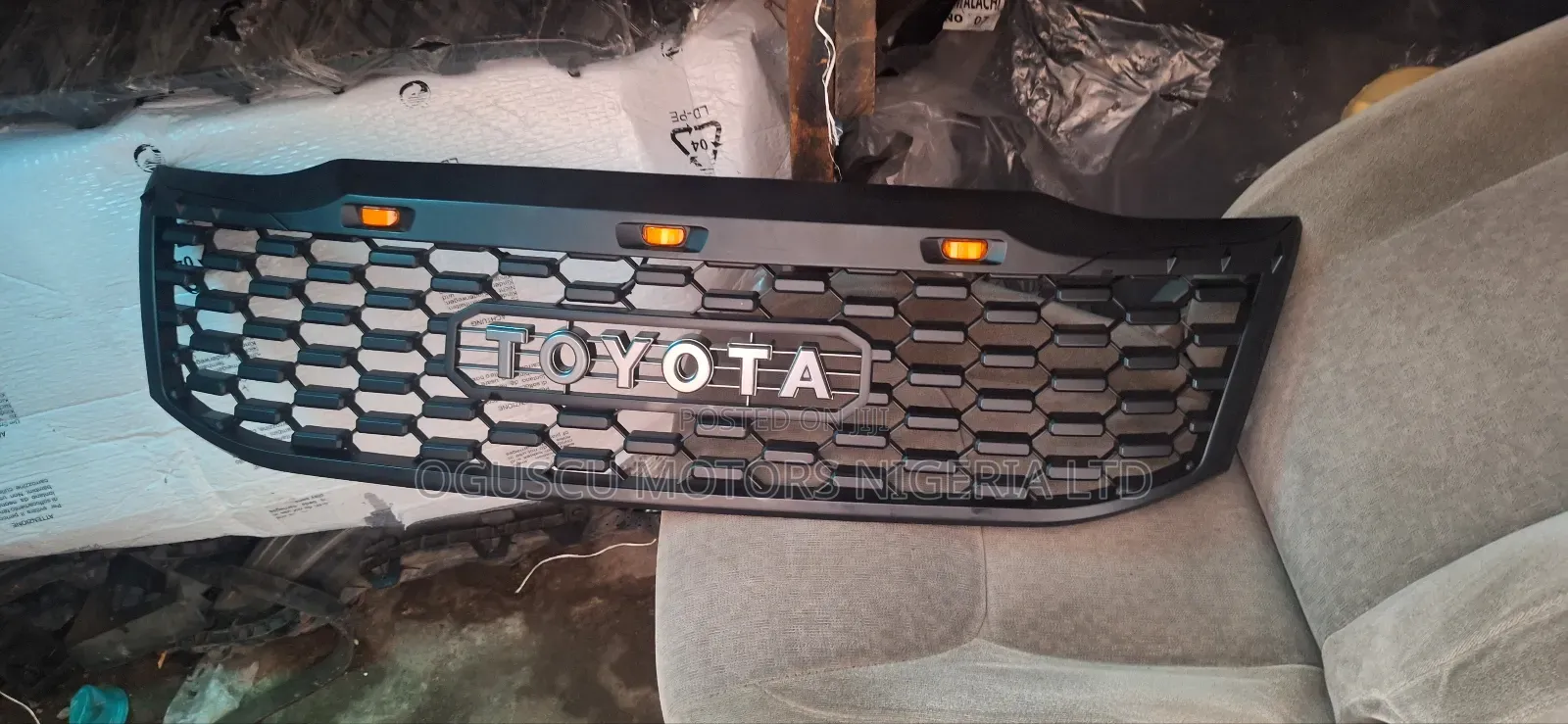 Front Grille Hilux 2012-2013 Model Latest Design With Toyota