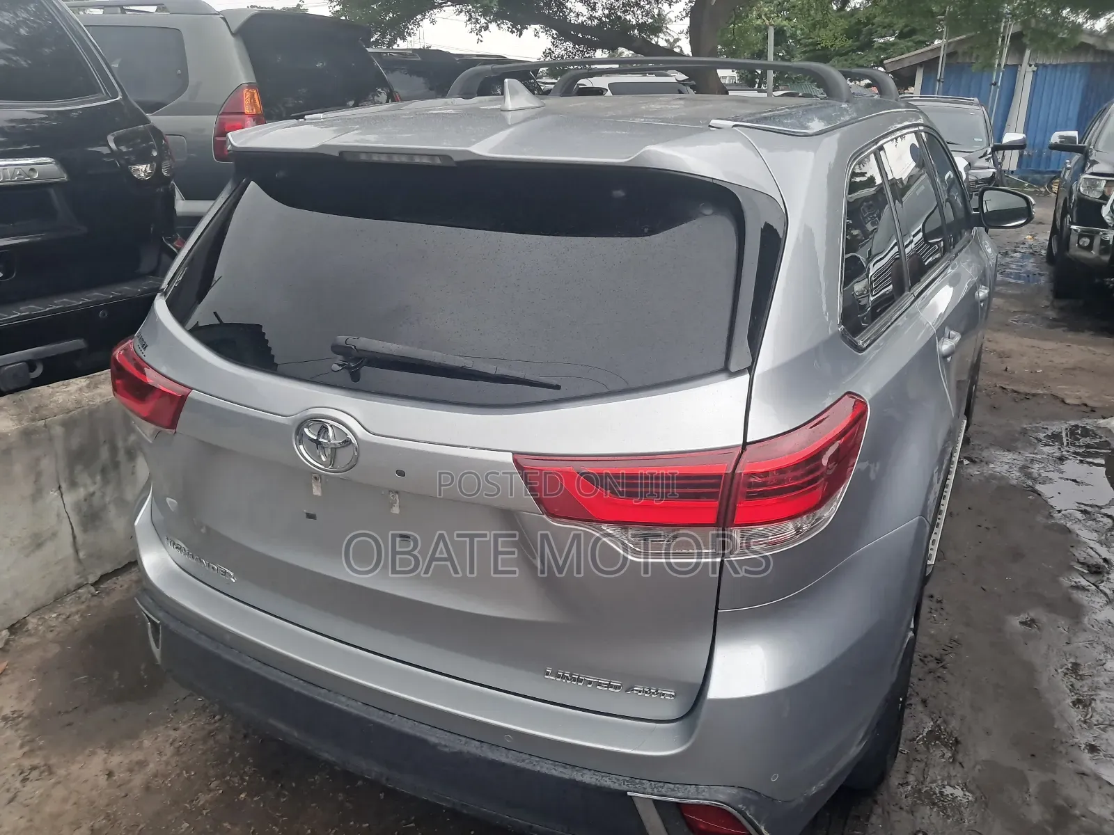 Toyota Highlander Limited 4x2 V6 (3.5L 6cyl 8A) 2018 Gray