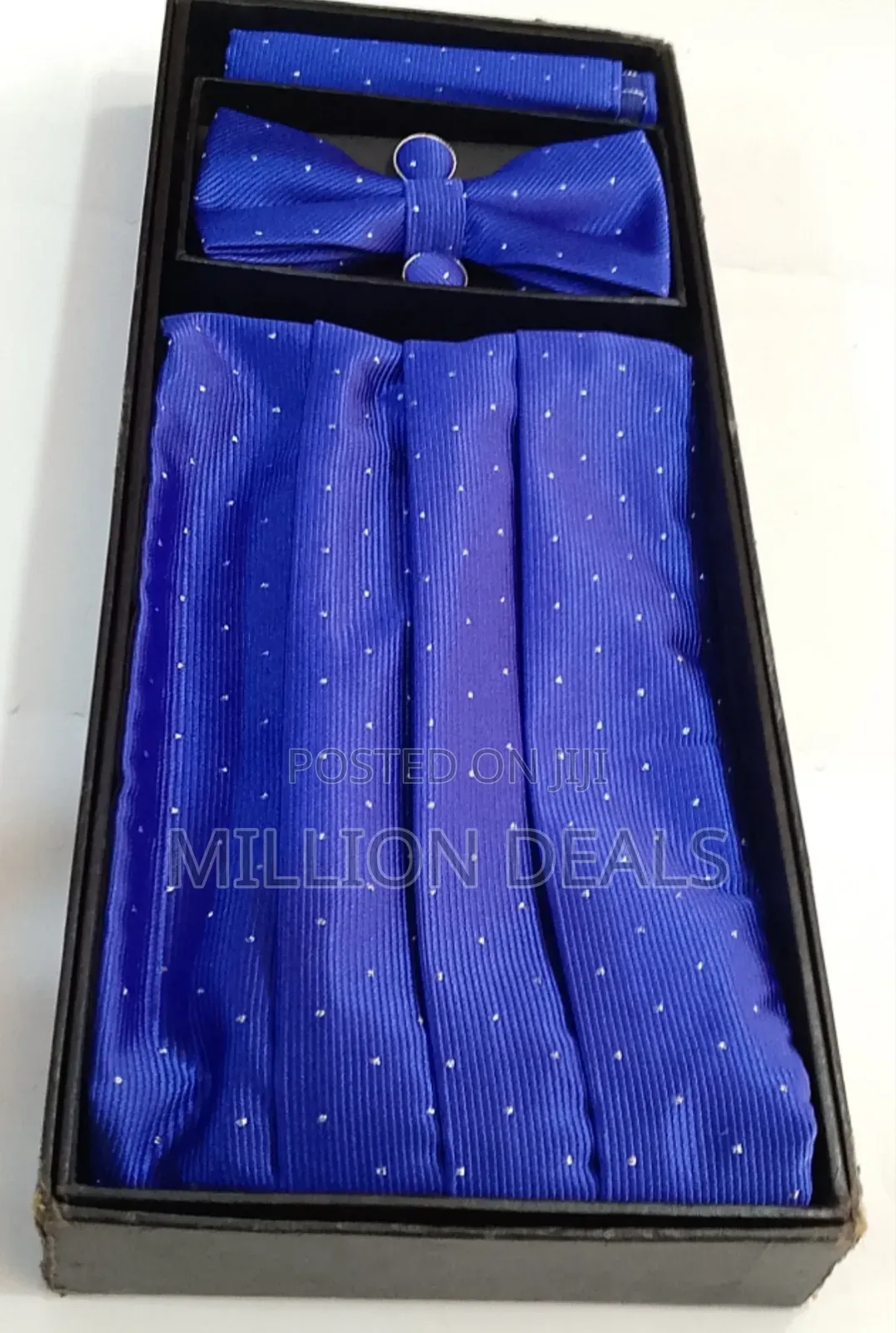 3 in 1 Cummerbund Set With Bow Tie