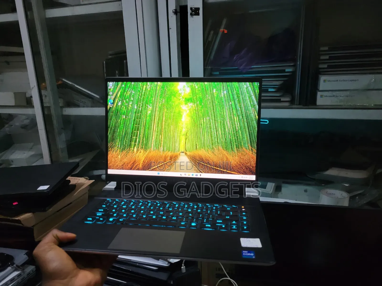 Laptop Dell Alienware X16 R2 16GB Intel Core I7 SSD 1T