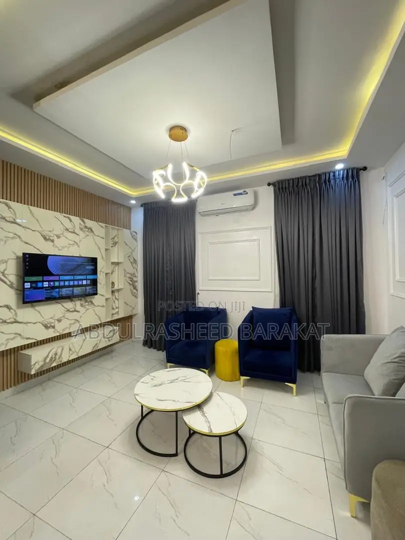 Luxury Two Bedroom Apartment It Can Also Go as One Bed