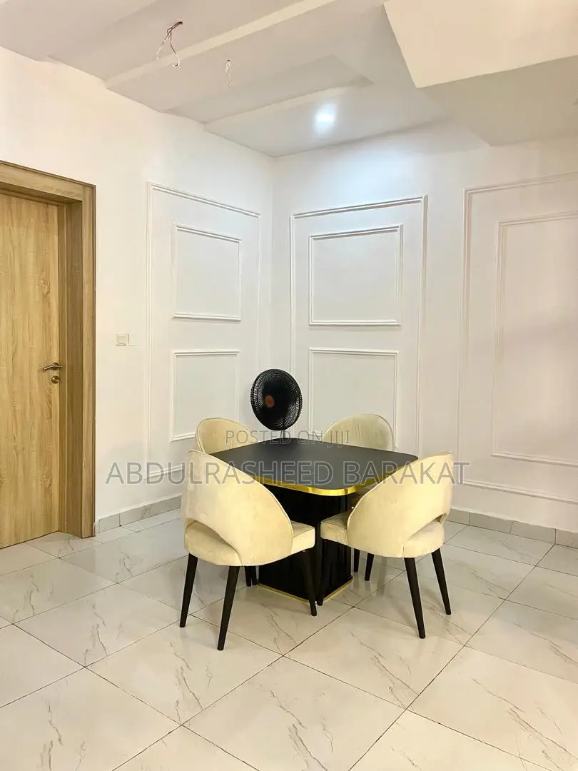 Luxury Two Bedroom Apartment It Can Also Go as One Bed