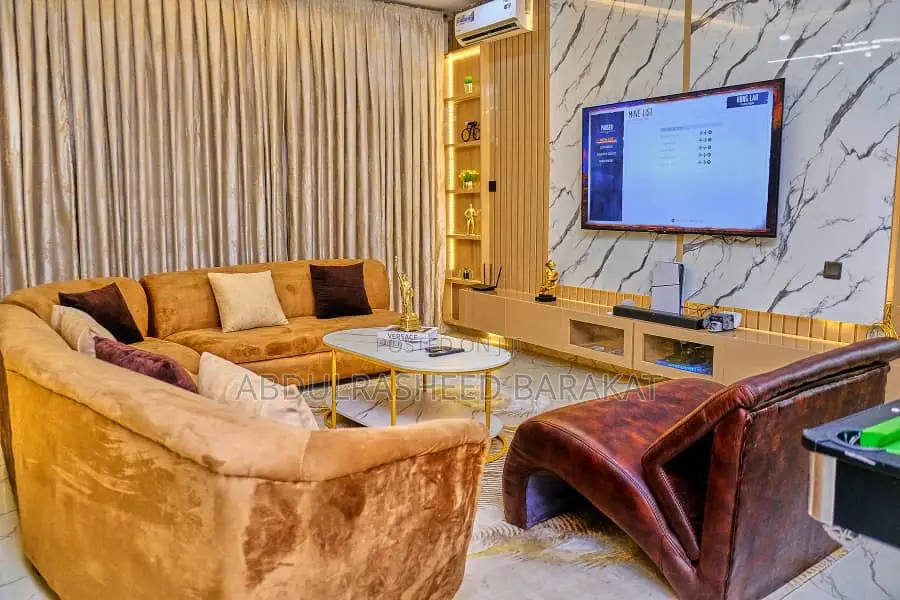Brand New Three Bedroom With Pool Gym Snooker Ps5 Ps4 Bathtub Balcony
