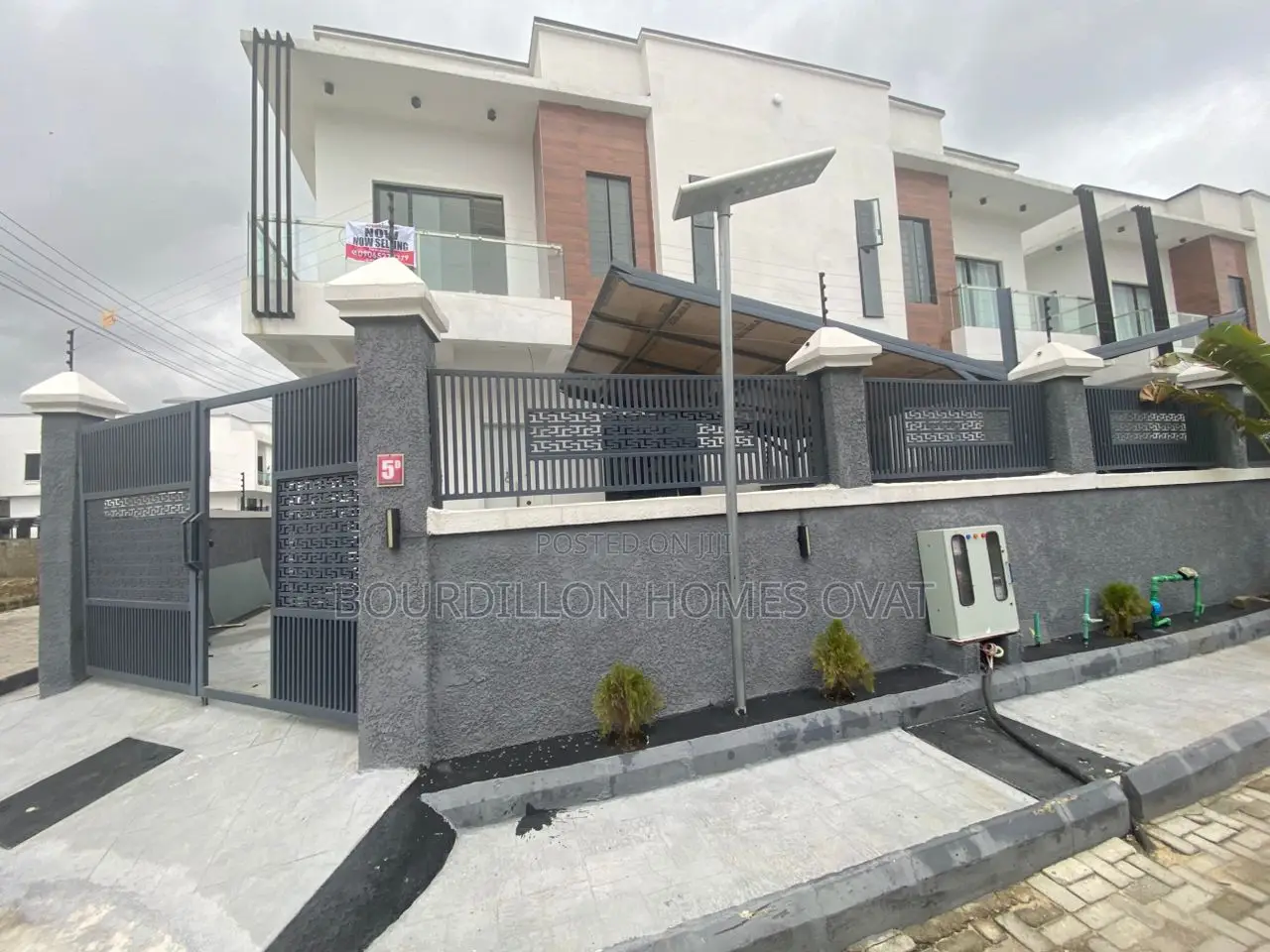4bdrm Duplex in Lekki for sale