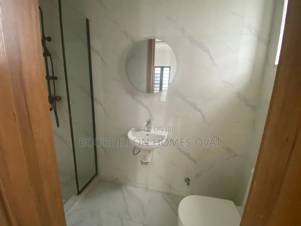 4bdrm Duplex in Lekki for sale