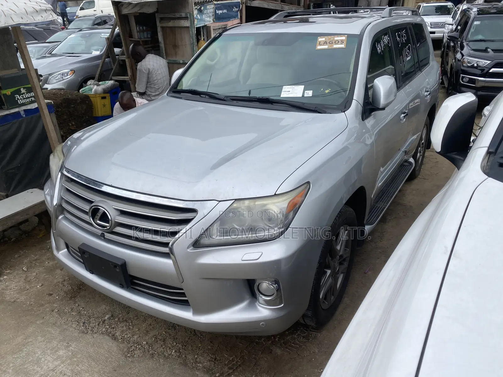Lexus LX 570 AWD 2013 Gray