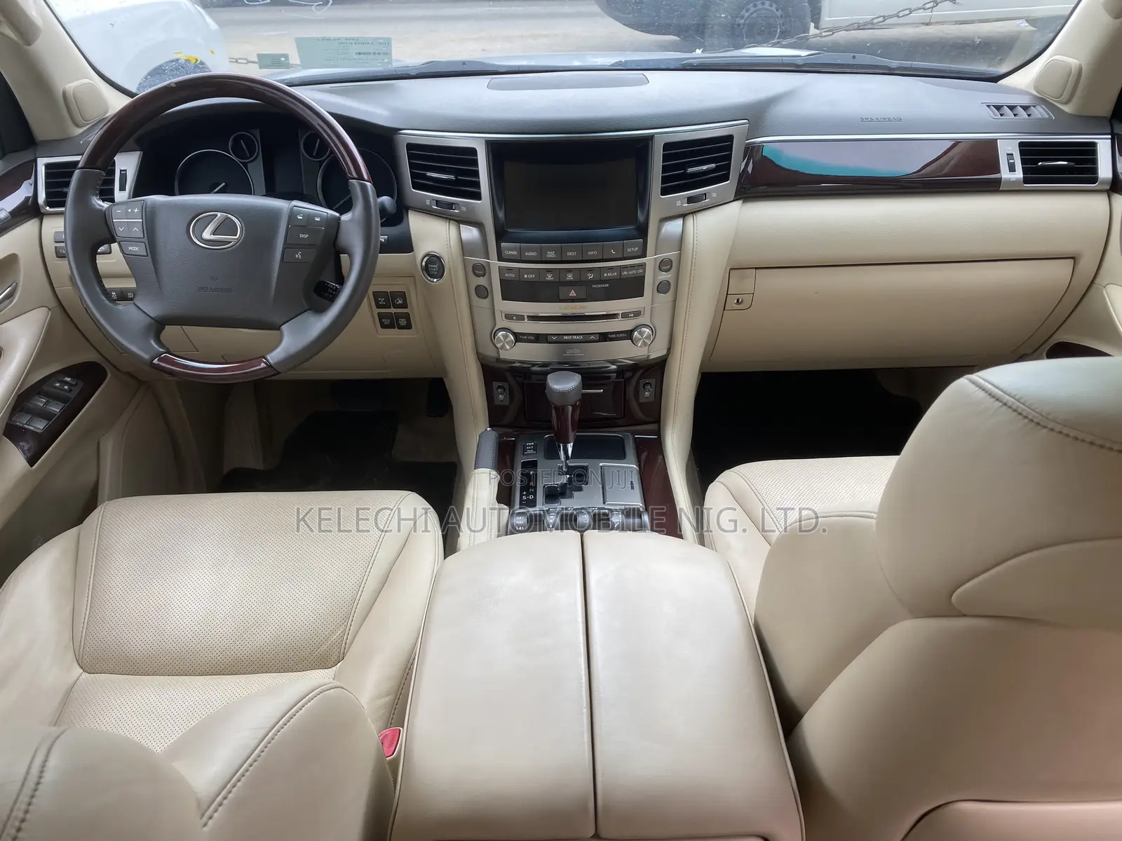 Lexus LX 570 AWD 2013 Gray