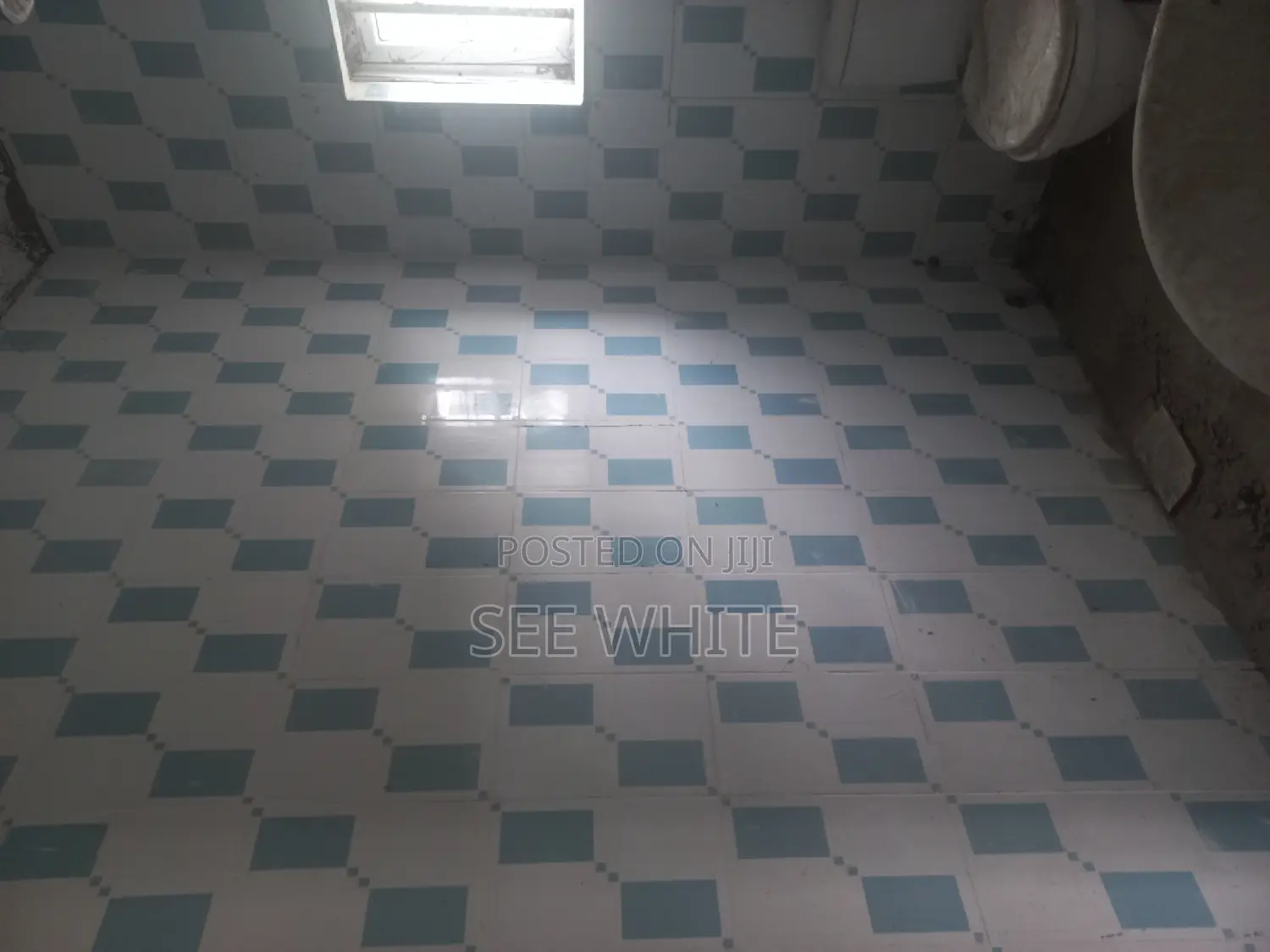 3bdrm Block of Flats in Close, Satellite Town for rent