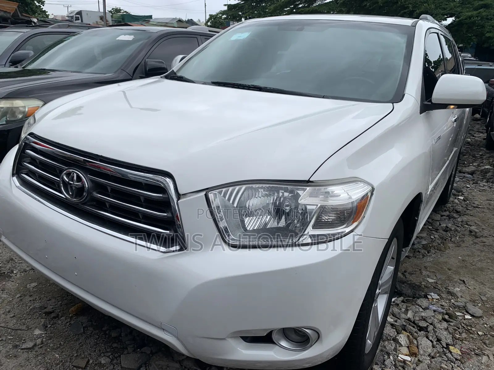 Toyota Highlander Limited 2010 White