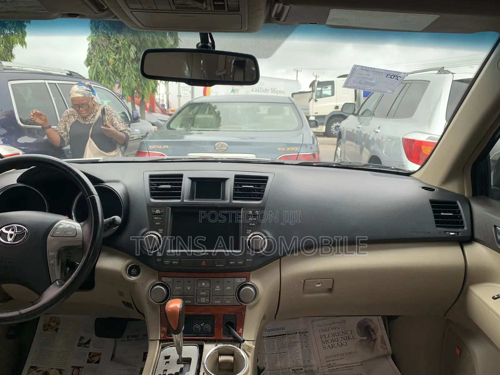 Toyota Highlander Limited 2010 White