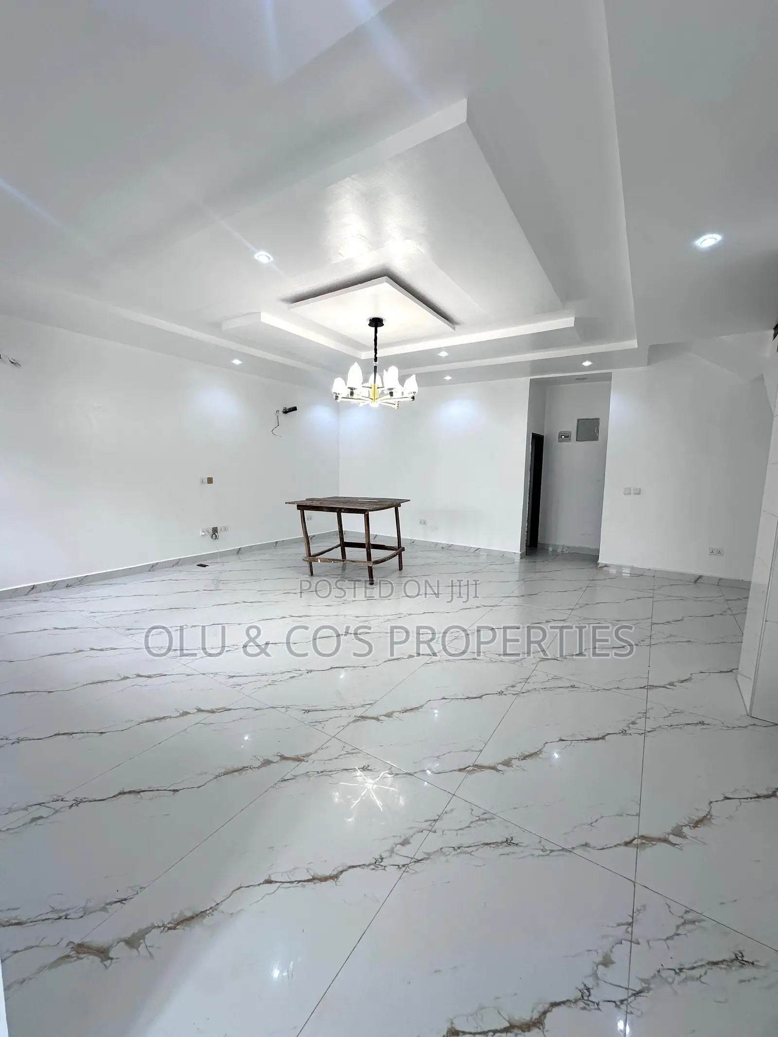 4bdrm Duplex in An Estate, Gwarinpa for rent