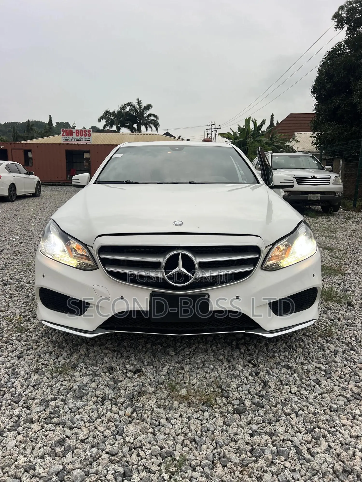 Mercedes-Benz E350 Base 4Matic Sedan AWD (3.5L 6cyl 7A) 2014 White