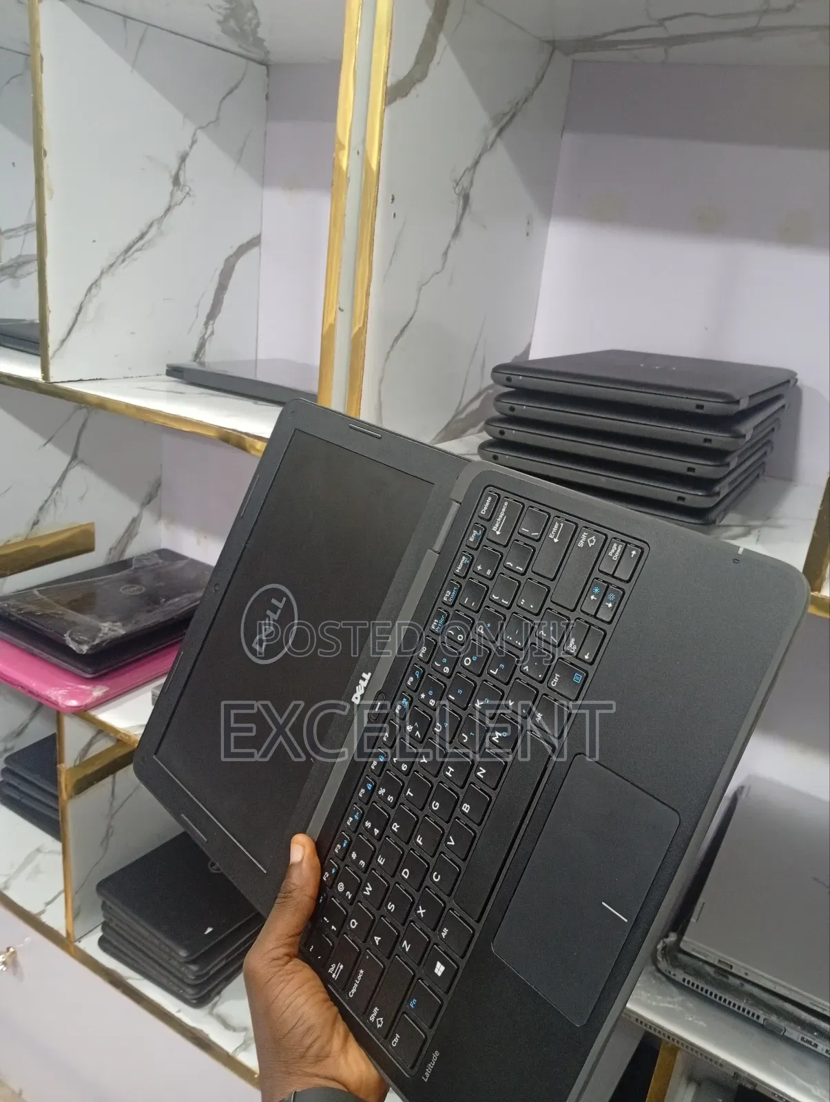 Laptop Dell Latitude 7390 4GB Intel Pentium SSD 60GB