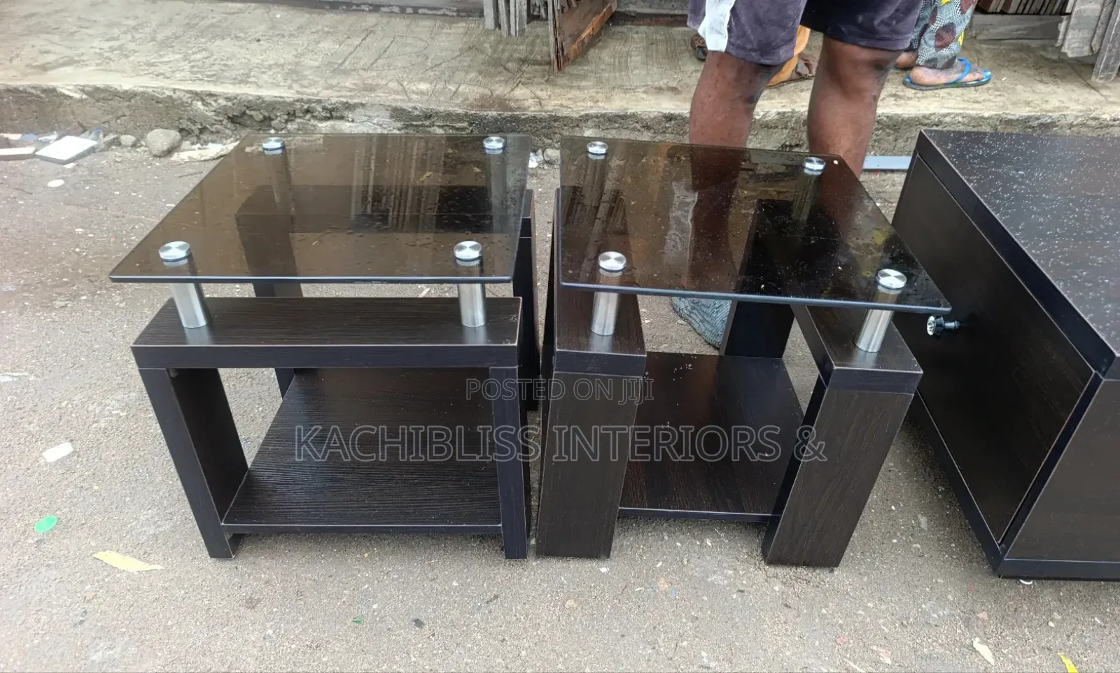 Beautiful Center Table Side Stools