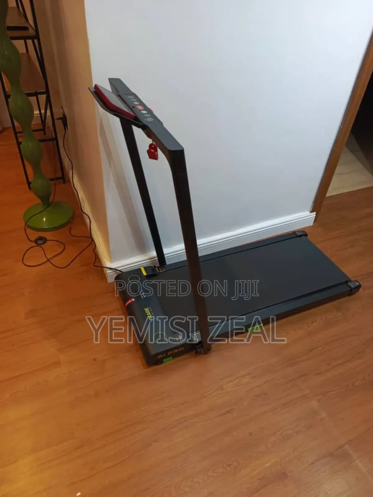 2.5hp With 130kg User Weight and Incline