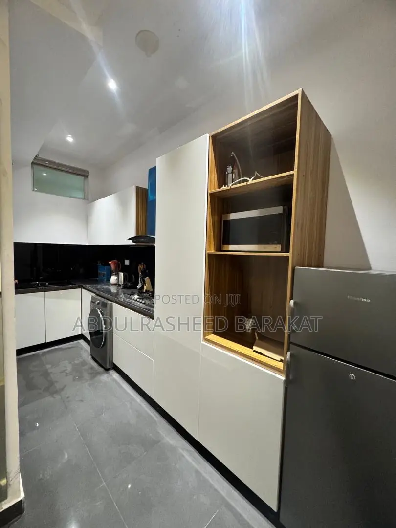 Luxury Spacious One Bedroom Apartment With Pool Gym