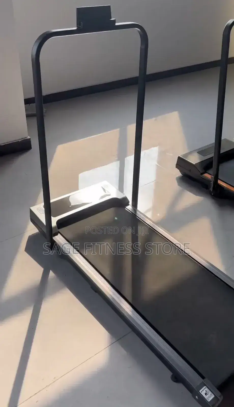 2.5hp Platform Treadmill With Bluetooth and Incline