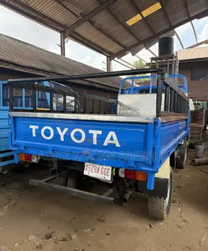 Toyota Dyna 150 New Model 2002 Model Registered