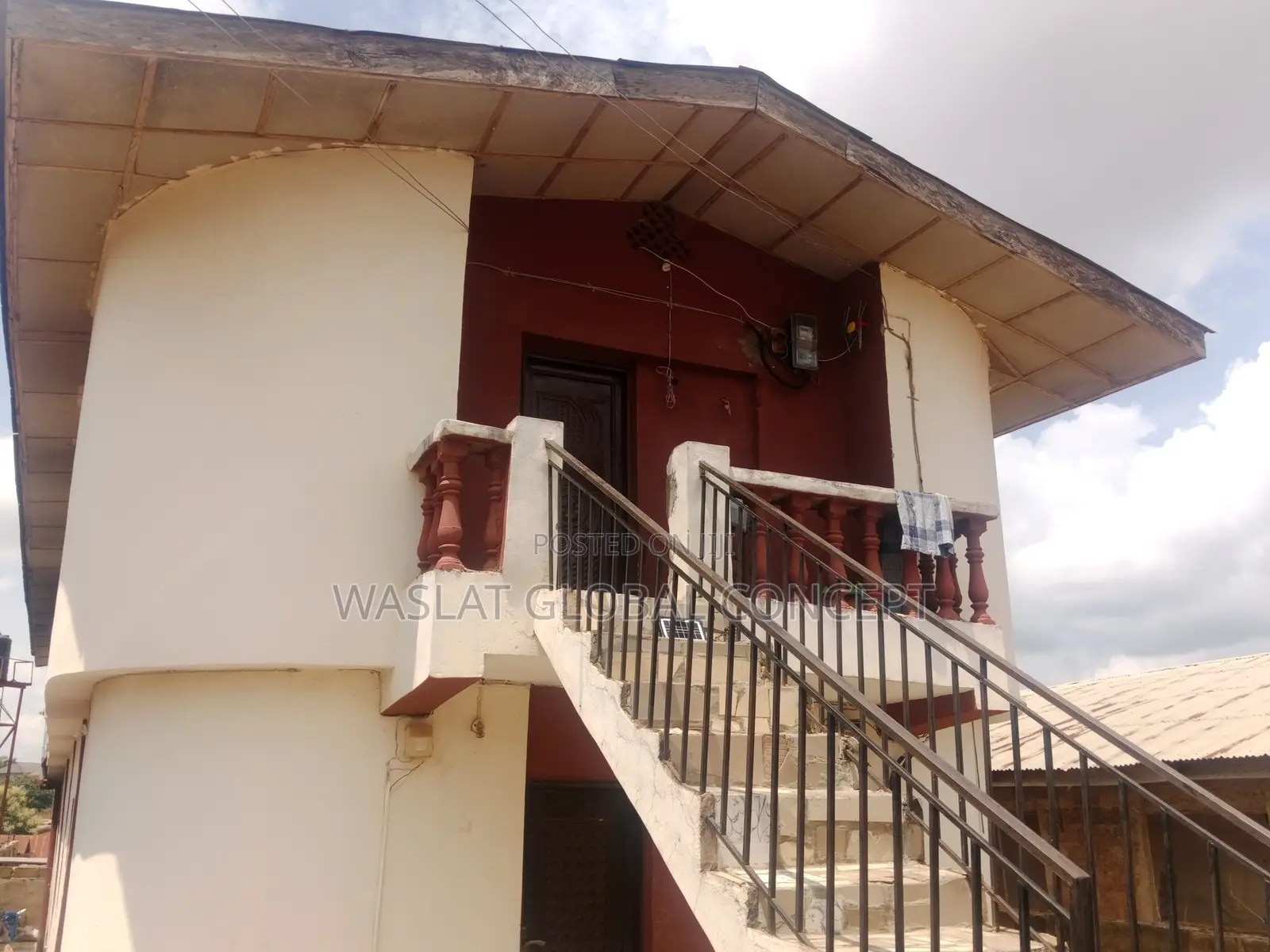 2bdrm Block of Flats in Fiwasaye Estate, Osogbo for sale