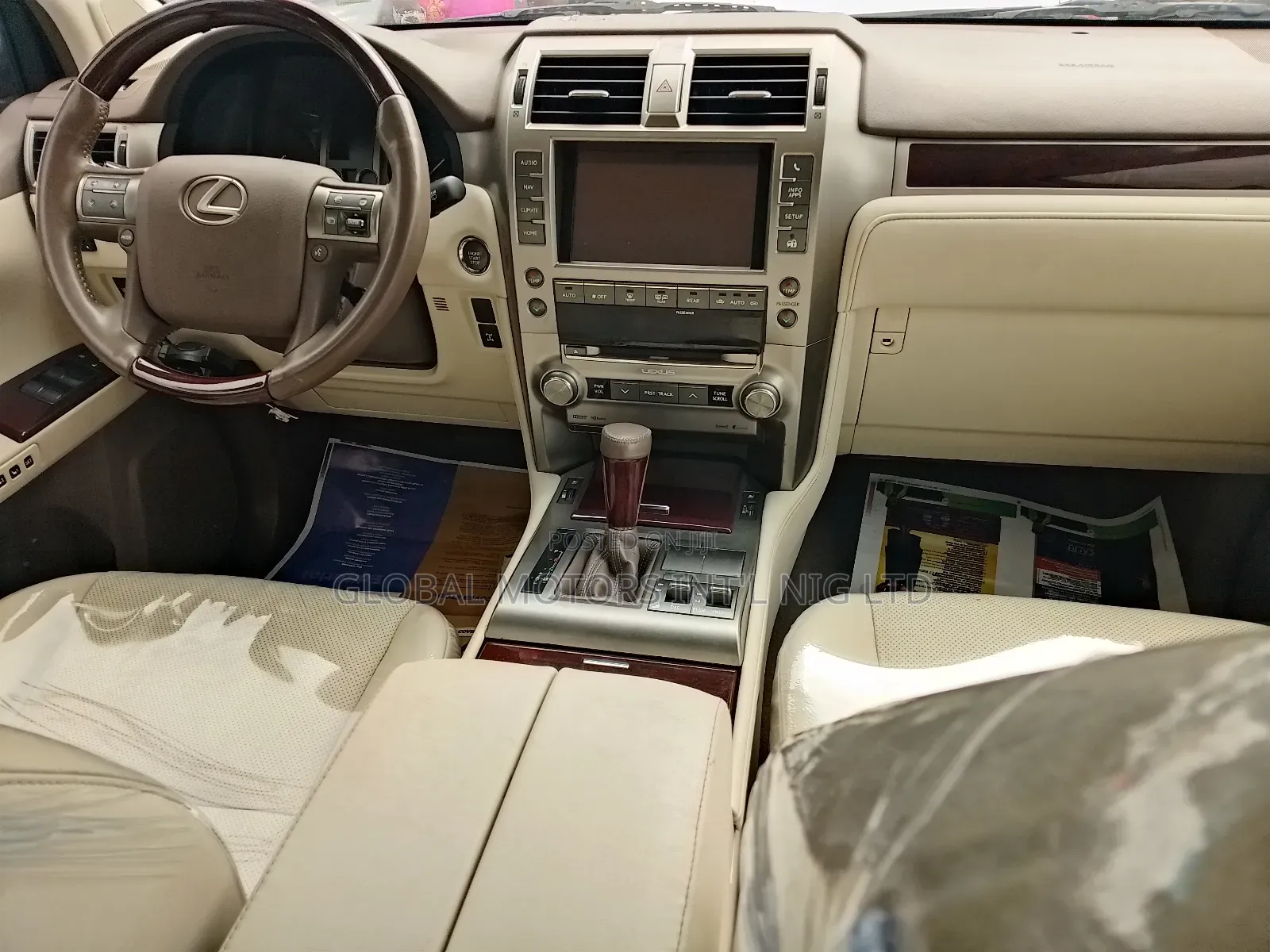 Lexus GX 460 Luxury 2016 White
