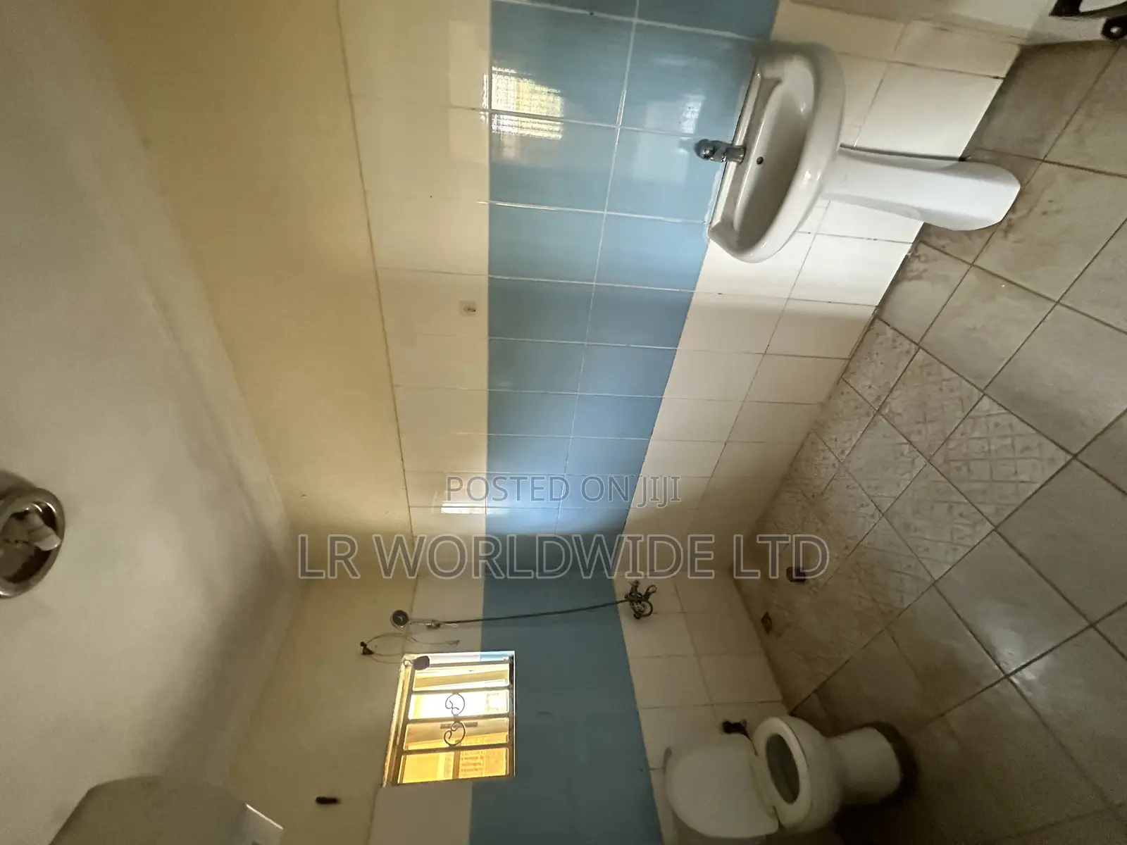 2bdrm Bungalow in Trademore, Lugbe District for sale