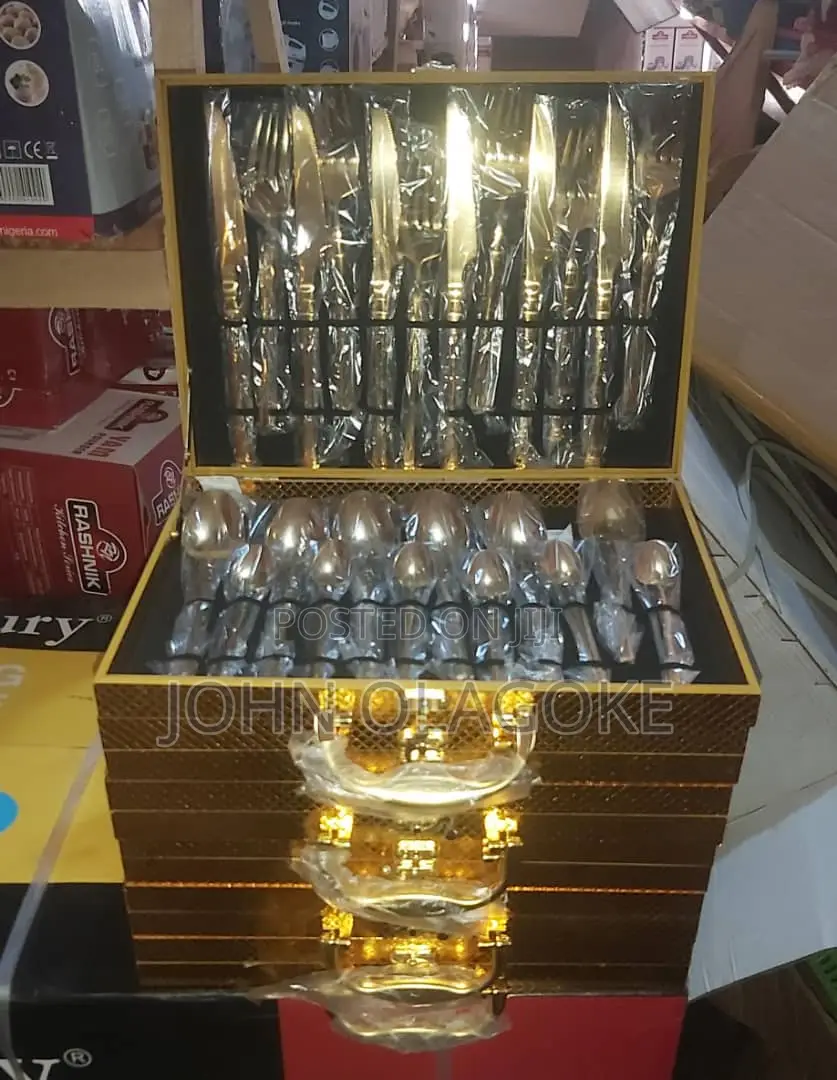 Odogwu Quality Spoon With Golden Briefcase Gold And Silver