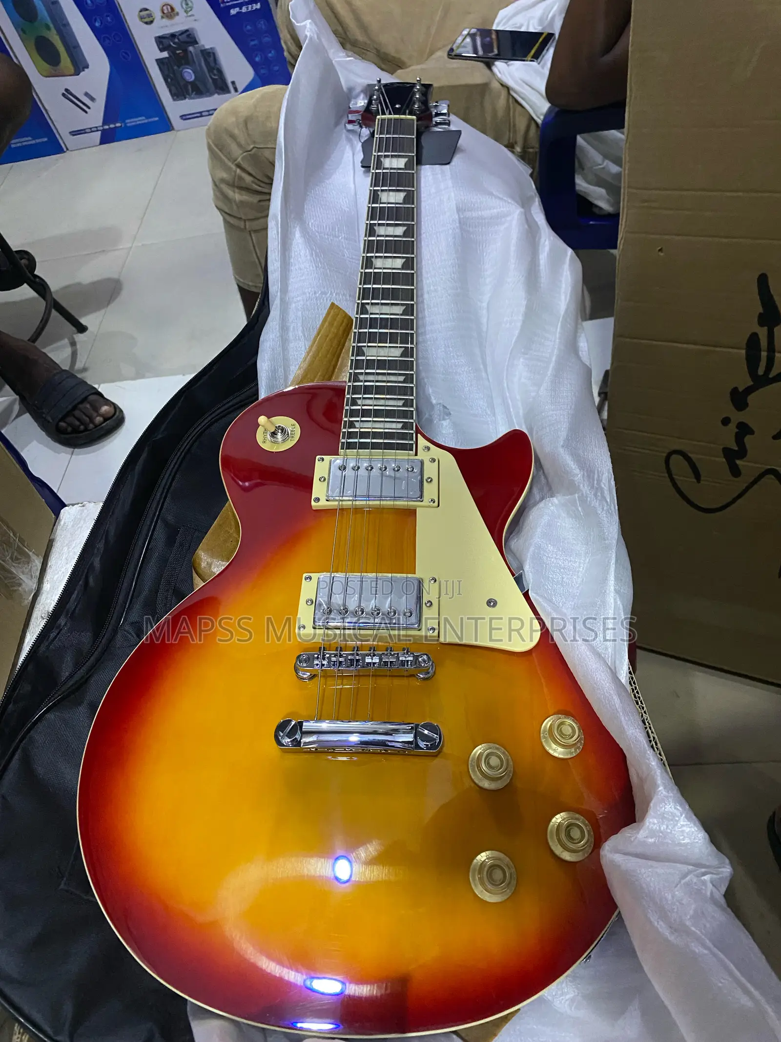 Smiger Lg9 Les Paul Style Electric Guitar