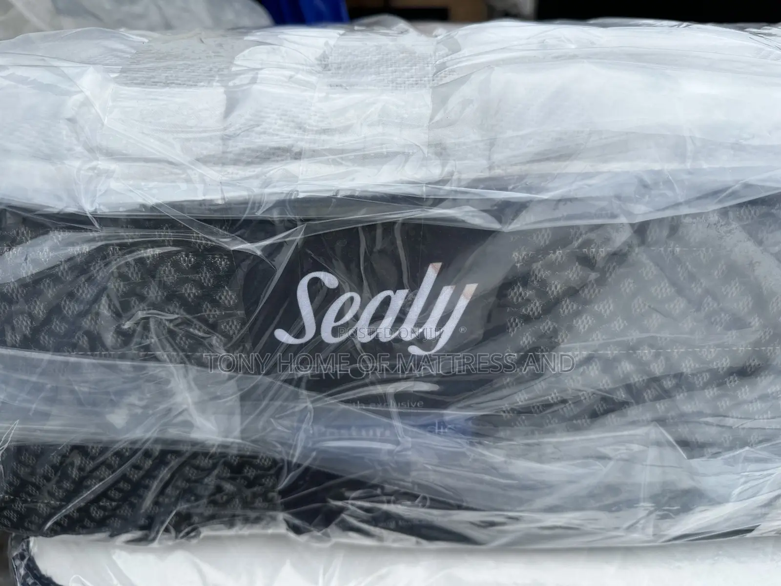 6x6 Canadian Hybrid Pocket Spring Mattress