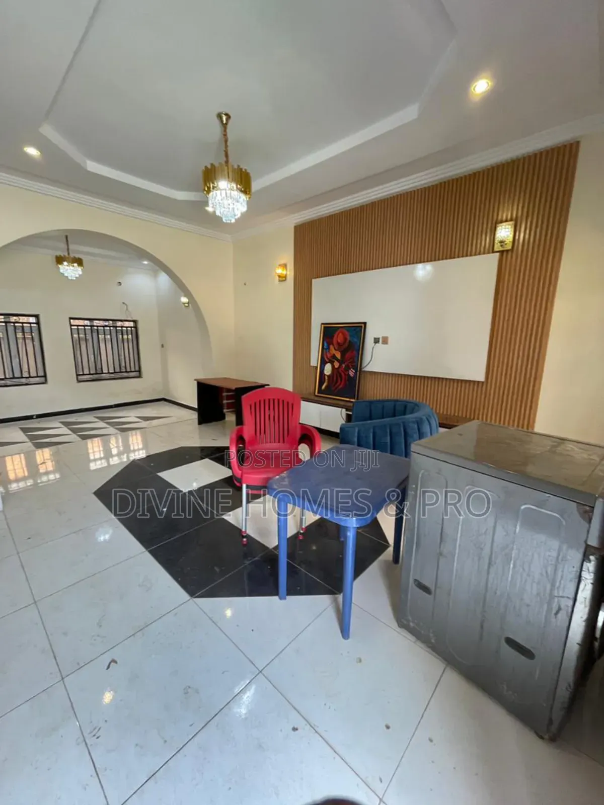 4bdrm Duplex in Area 1 for sale