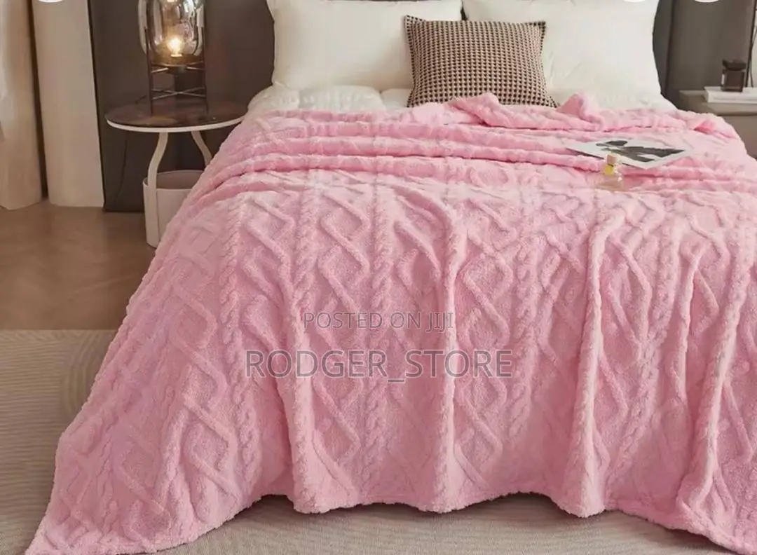 Throw Blanket 200x230cm Available in 4 Colors Fit 6x6 Bed