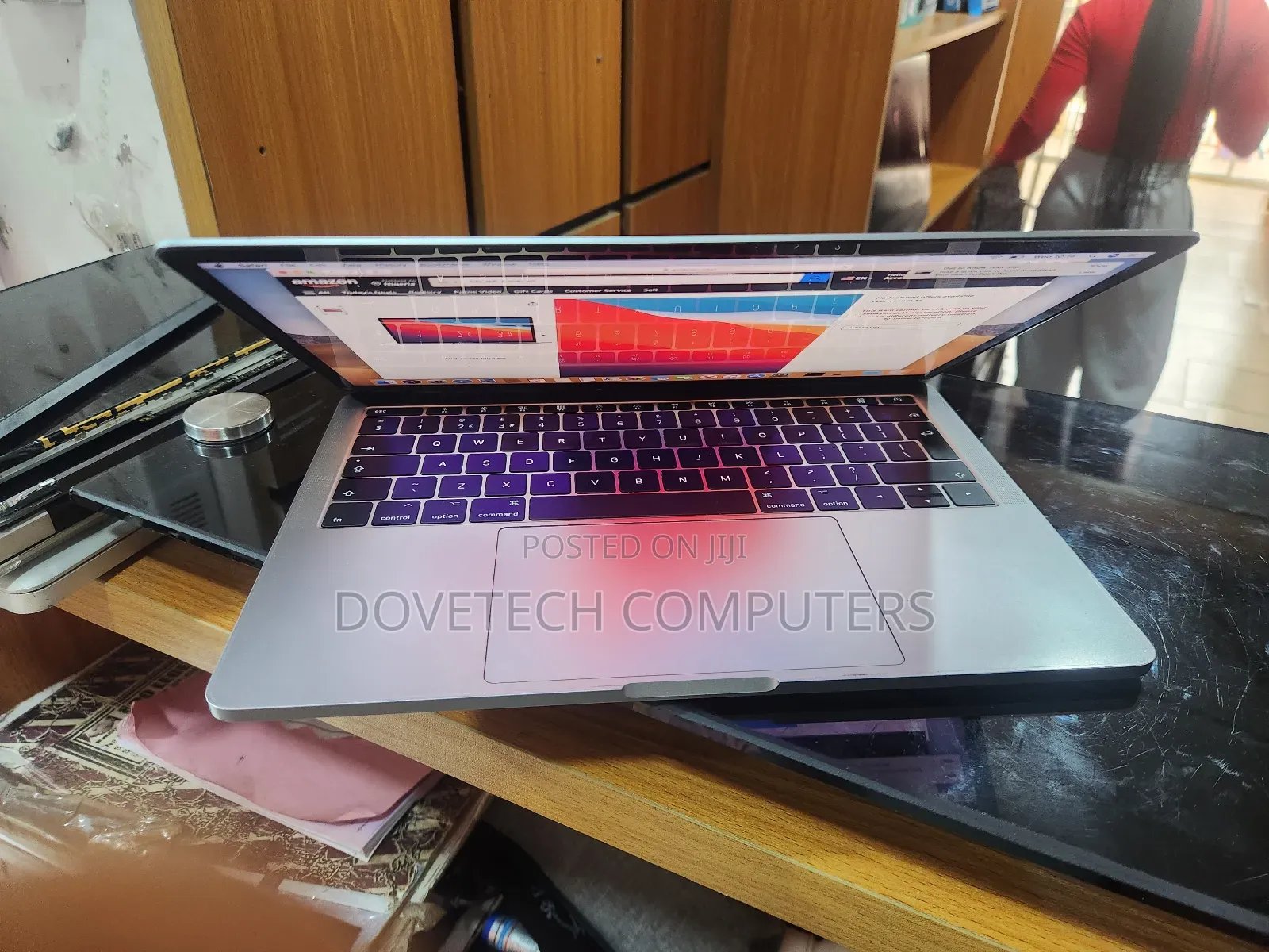 Laptop Apple MacBook Pro 2017 16GB Intel Core I5 SSD 256GB