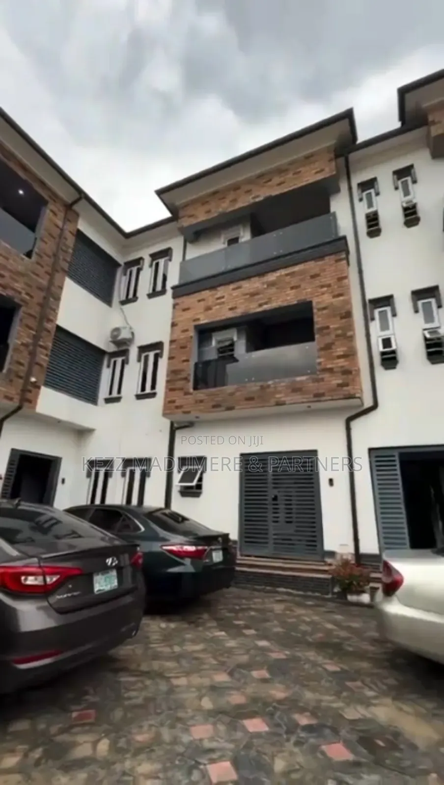 14bdrm Block of Flats in Nta Road, Port for sale