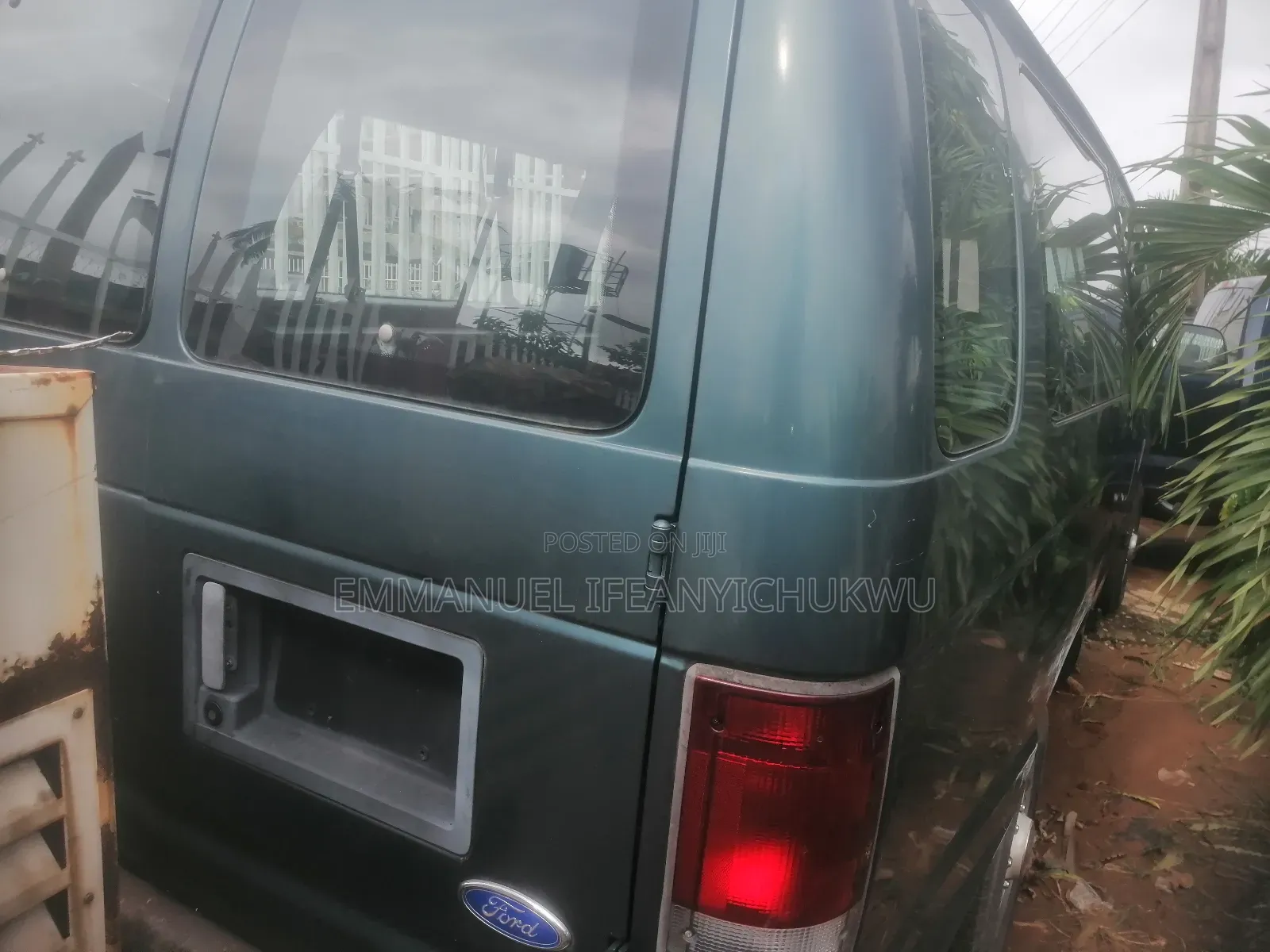 Ford Econovan 2006 Green