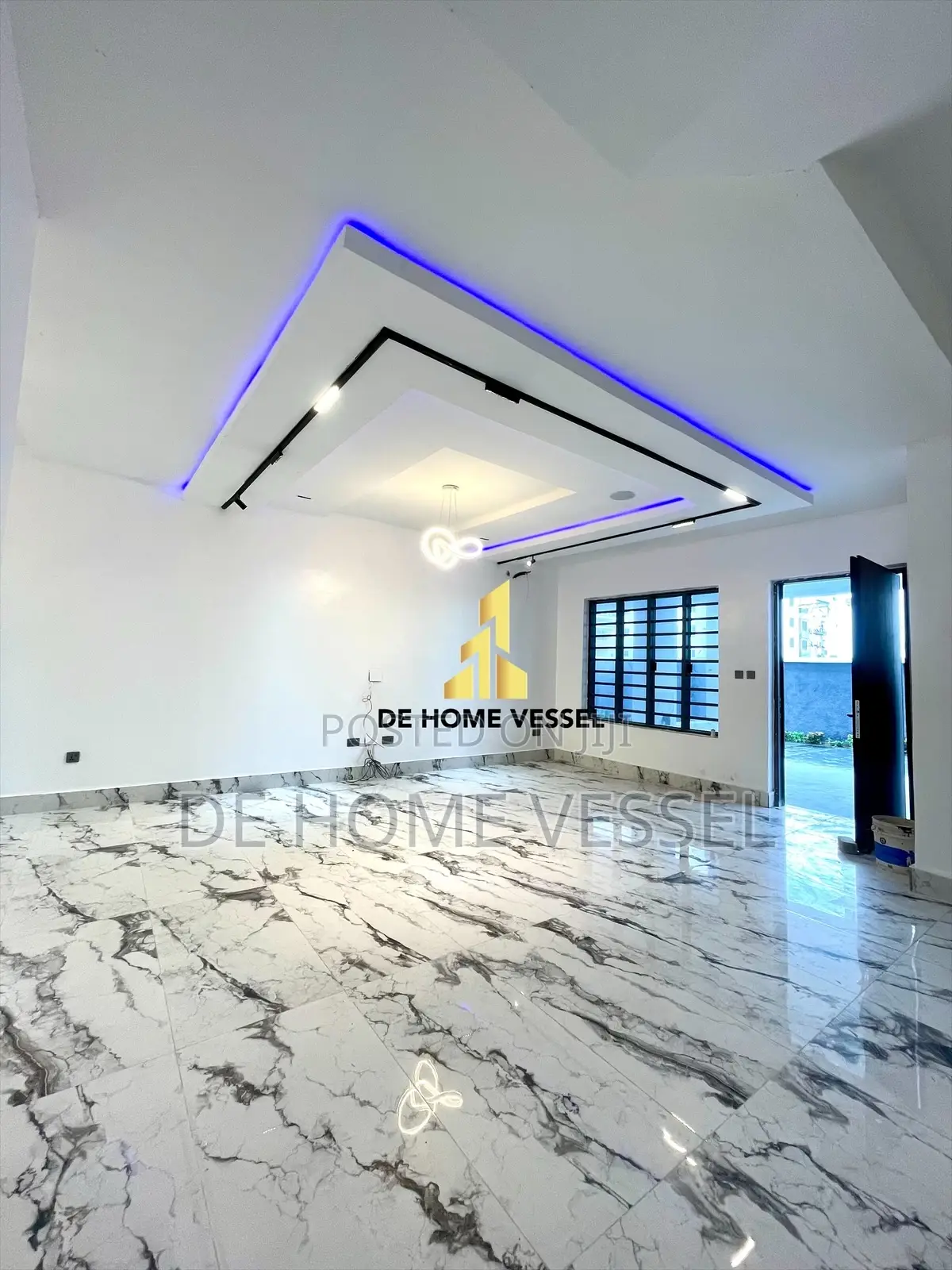 4bdrm Townhouse/Terrace in Ikate for sale