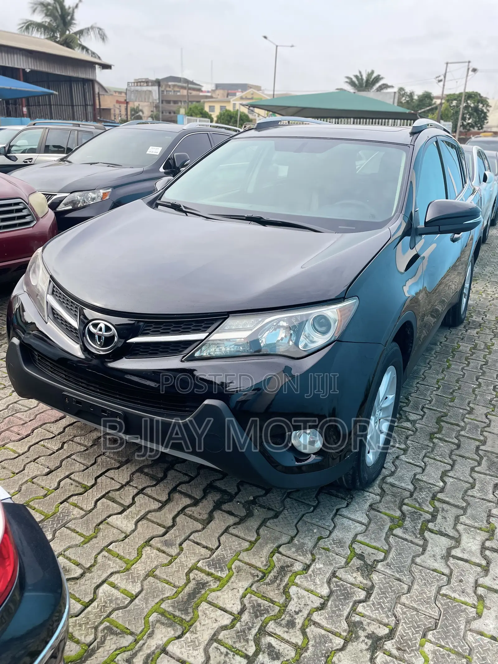 Toyota RAV4 XLE 4dr SUV (2.5L 4cyl 6A) 2014 Black