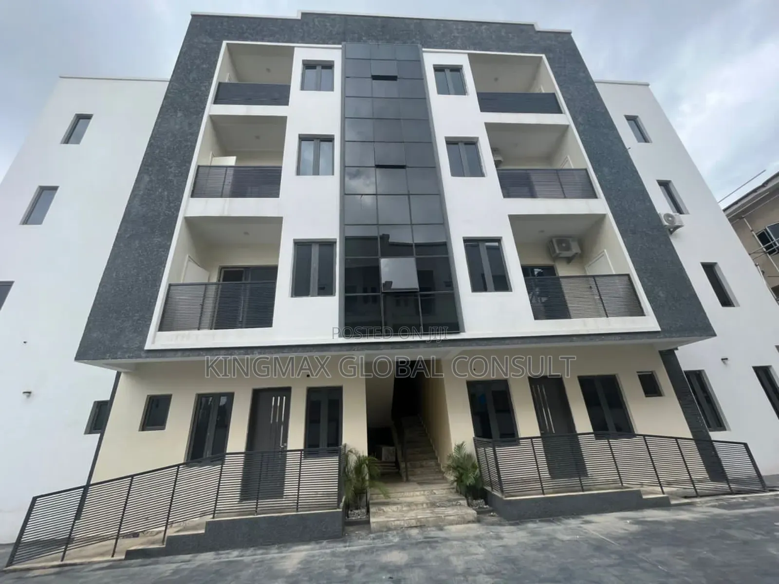 Studio Apartment in Jahi Glimore for sale