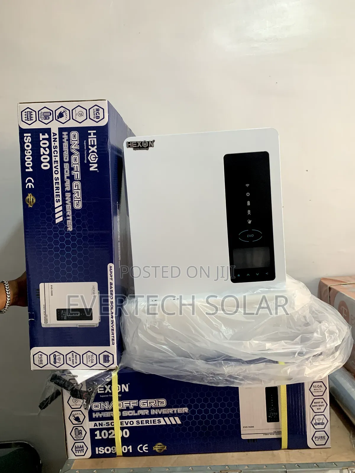 10.2kva H£Xon Hybrid 48v With 160 Ahms Controller