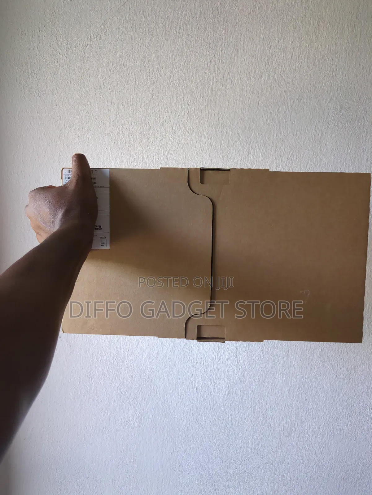 New Laptop Apple MacBook Air 2025 M4 13-Inch 16GB Apple M4 SSD 256GB