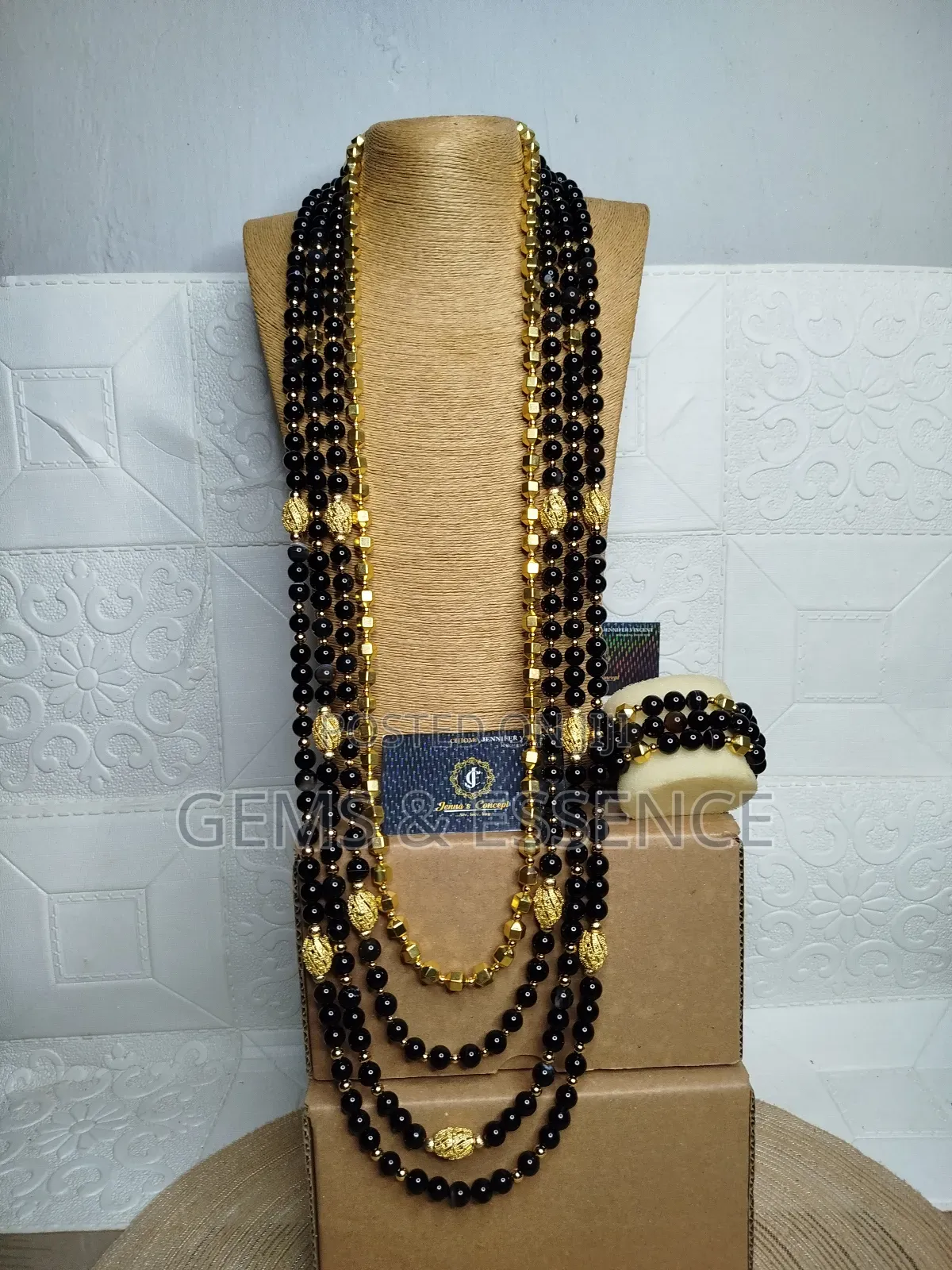 Mo's 4in1 Necklace Set