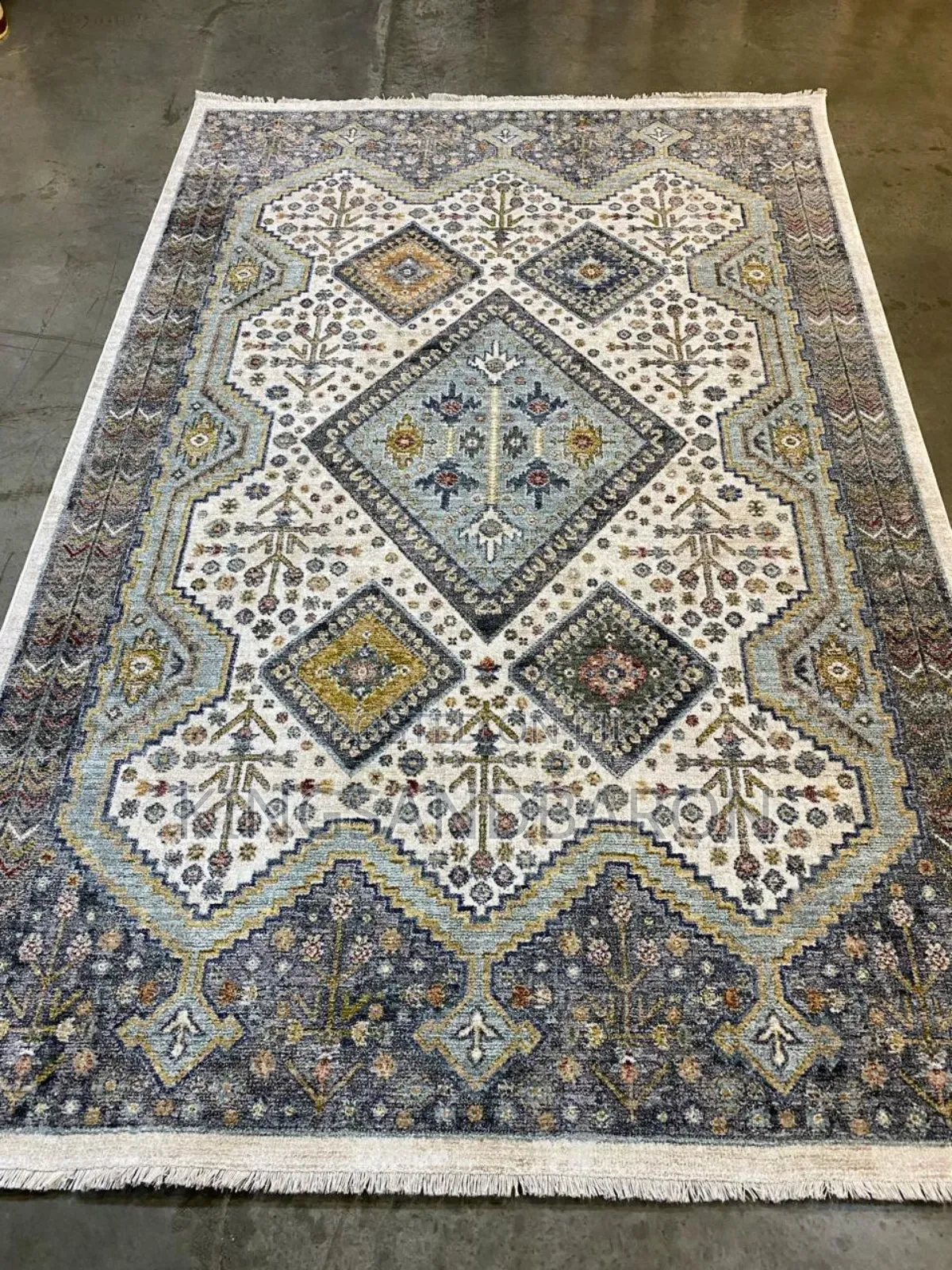 7x10fts Gold/Beige/Cream Arabian Turkey Center Rug (5×7fts)