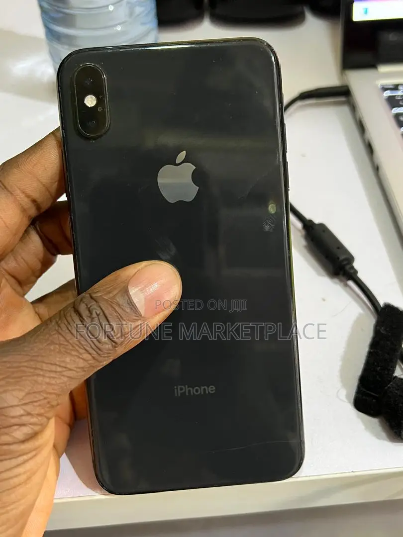 Apple iPhone XS Max 64 GB Black