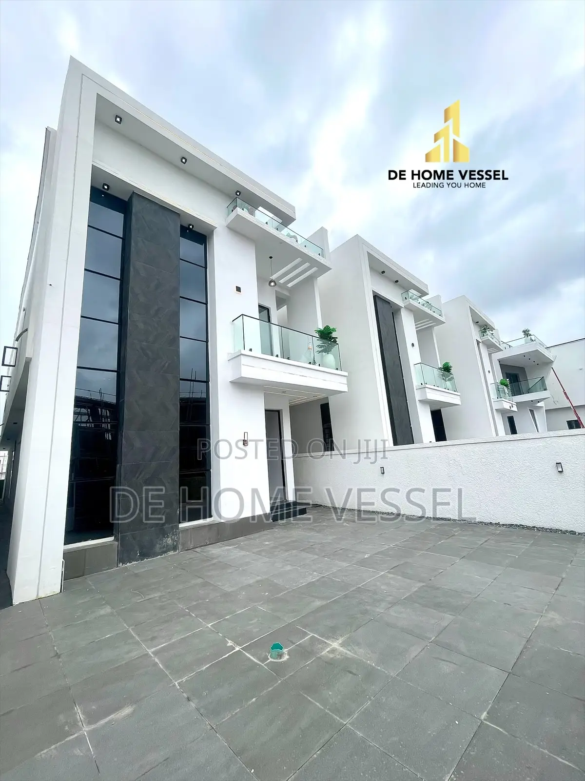 5bdrm Duplex in Ajah for sale