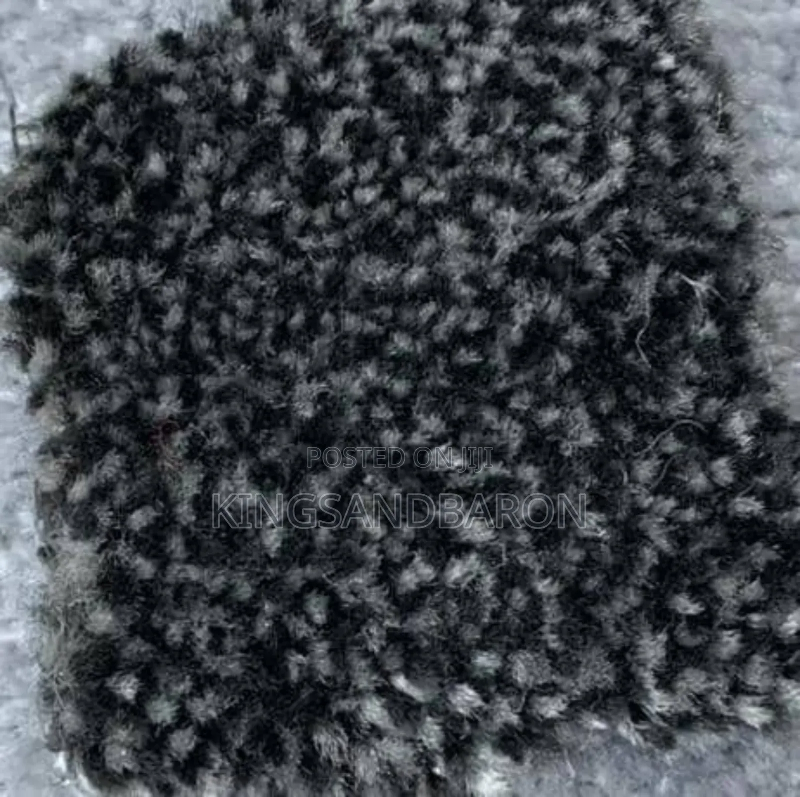 Wall to Wall Grayish Classic Rug