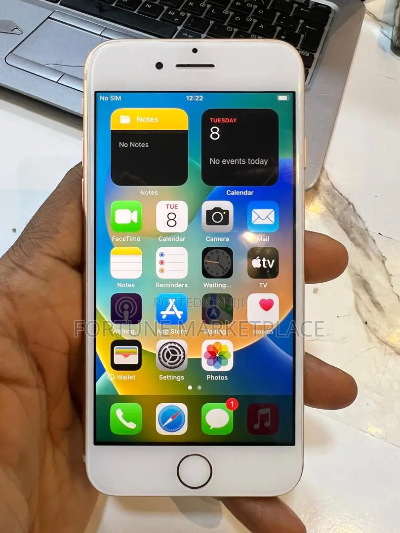 Apple iPhone 8 64 GB Gold
