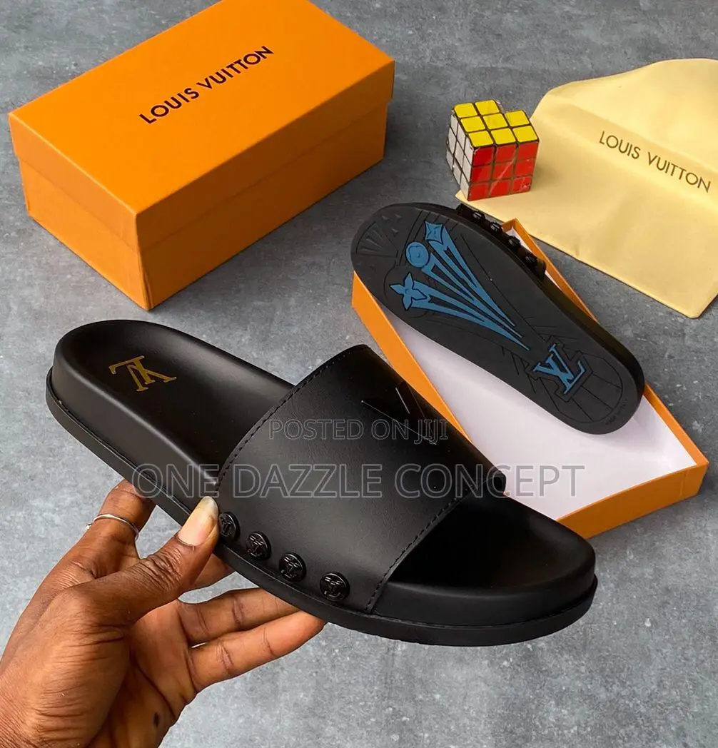 Louis Vuitton Slippers