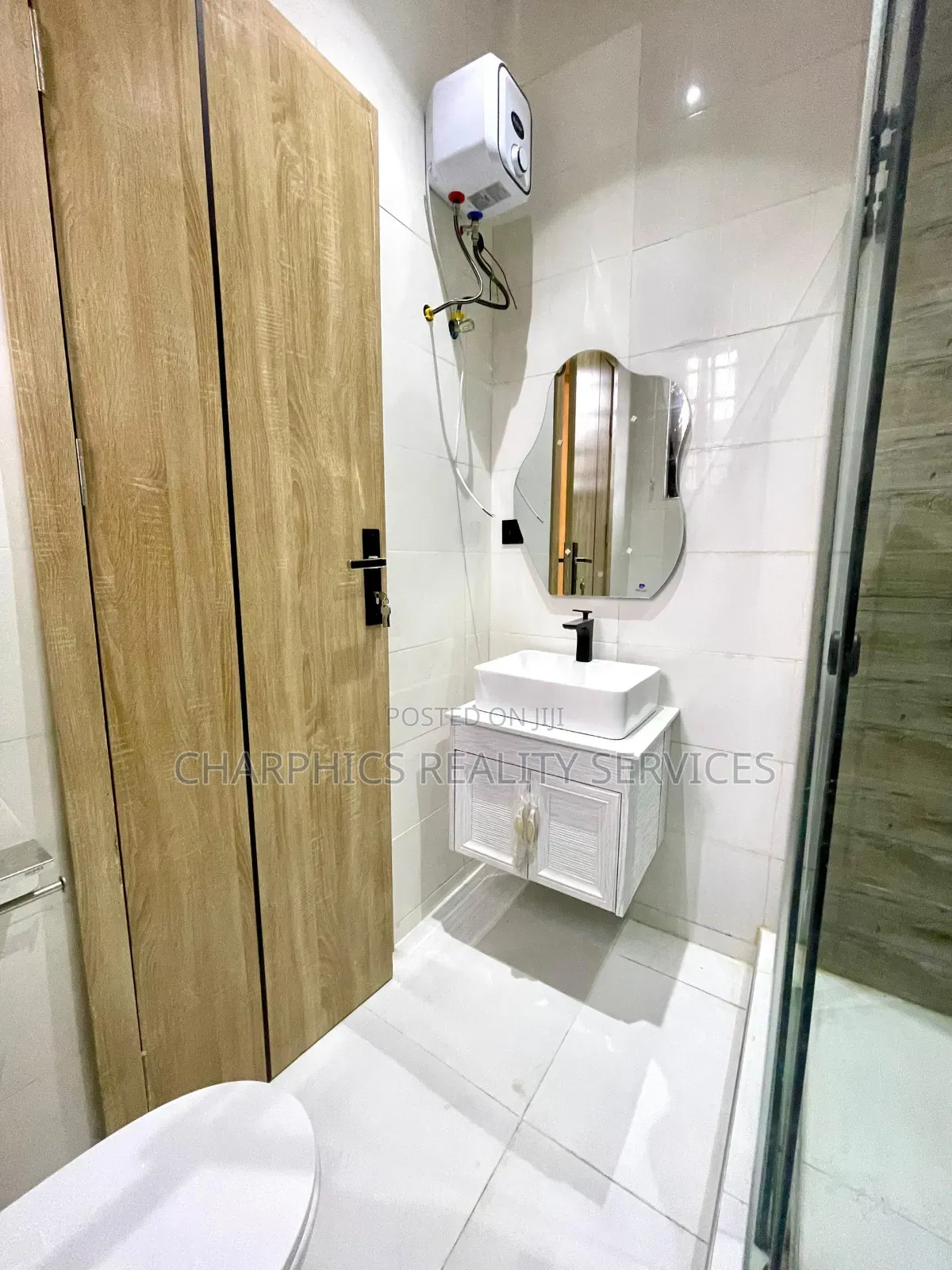 2bdrm Apartment in Ikate for sale