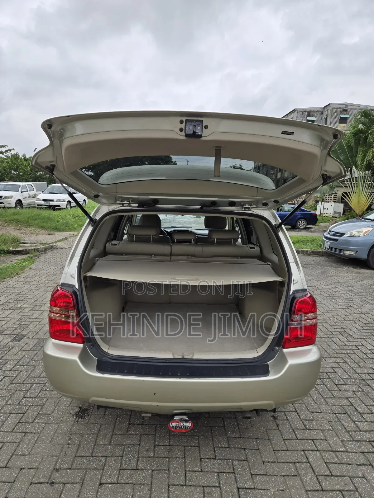Toyota Highlander V6 AWD 2003 Gold