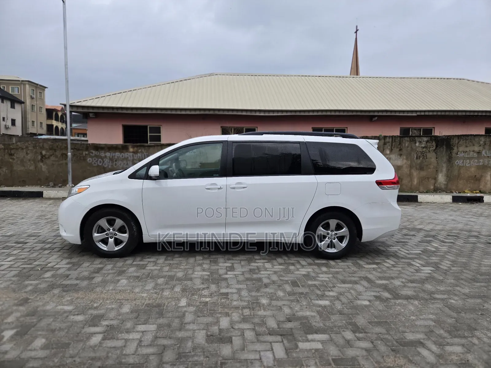 Toyota Sienna Limited FWD 7-Passenger 2013 White