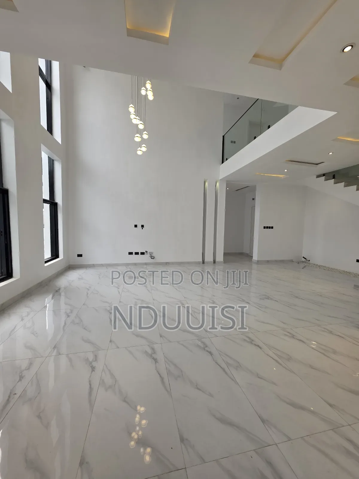 5bdrm Duplex in Lakeview Phase 2, Chevron for sale